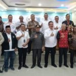 DPR RI Komisi VI Hendrik Lewerissa Di Dampingi PJ Bupati Buru DR Jalaluddin Salampessy Membuka Sosialisasi Kebijakan  Perdagangan Luar Negeri DI Sowroom Hotel Kay Nawa