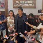 Polisi Periksa Wanita Paruh Baya Yang Diduga Membuat Konten Penghinaan Terhadap Dewi Persik