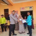 Kumpulkan Anak Yatim Piatu, Polsek Pasir Sakti Berikan Santunan