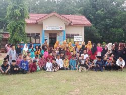 SDN 27 Way Serdang Adakan Kegiatan Pembagian Ta’jil Ke Masyarakat.