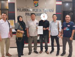 Didampingi YLPK YAPERMA, Warga Lampung Timur Laporkan BFI Finance ke Polda Lampung.