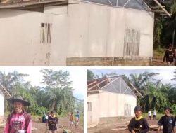 Angin Puting Beliung Porak Porandakan Salah Satu Rumah Warga Di Kampung Bumi Ratu